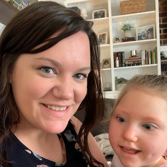 Meet your Posher, Kelsey - Picture 1 of 2